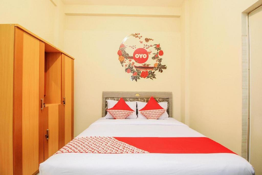 OYO 168 K-15 Residence Surabaya Exterior foto